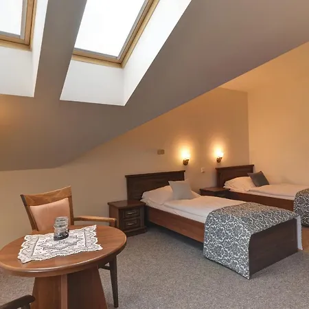 Hotell U Pramenu 4*